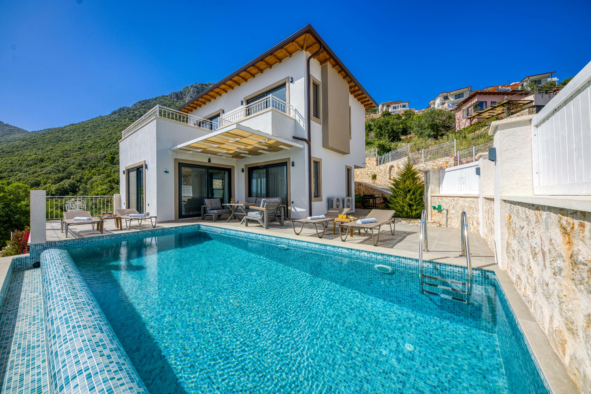 5 Signs It’s Time to Refresh Your Rental Listing Photos