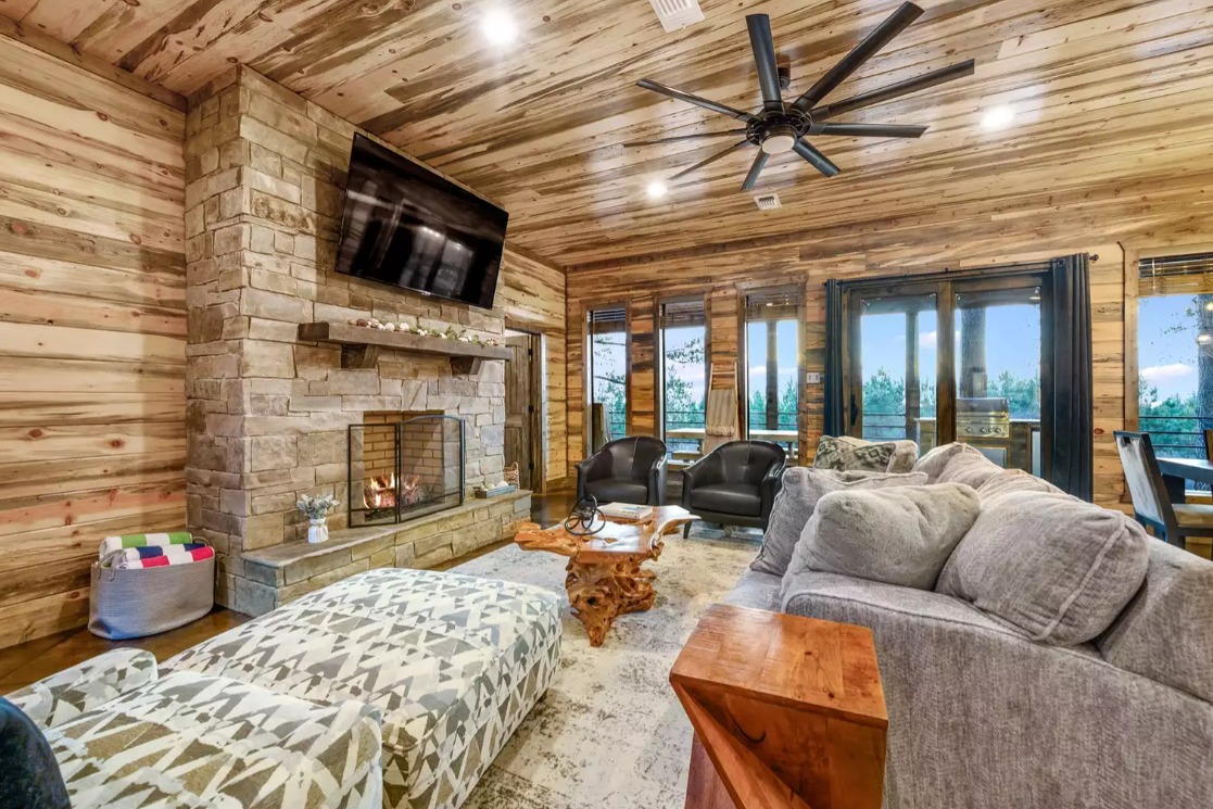 Most Stunning Cabins for a Luxurious Retreat