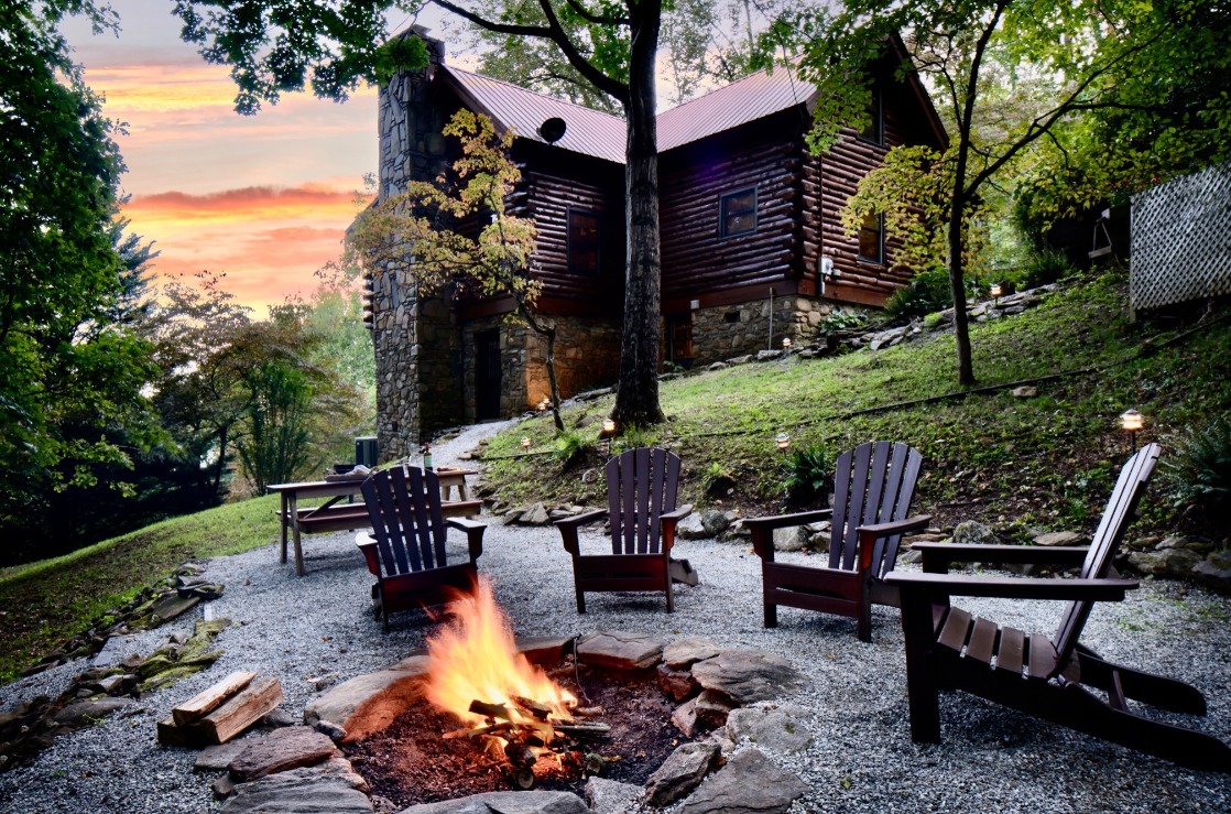 Escape to These Stunning Vacation Homes in North Carolina