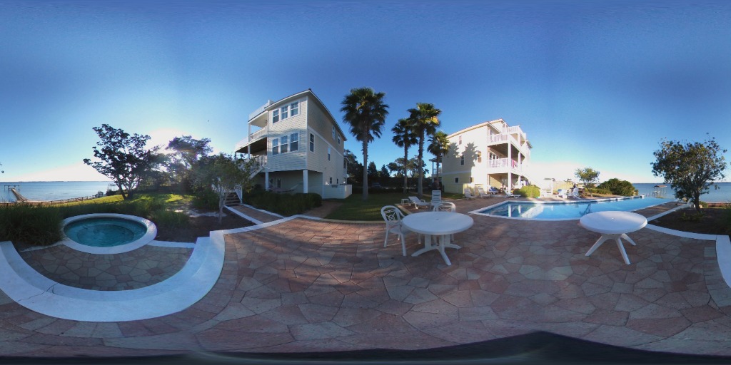 360 Degrees - A Virtual View of The Seahorse Retreat & Palm Breeze Beach House