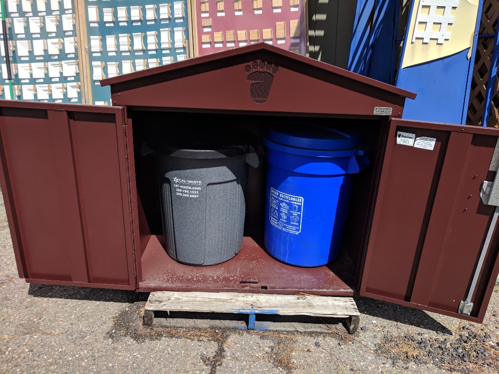 Trash Disposal at Snowflake Chalet