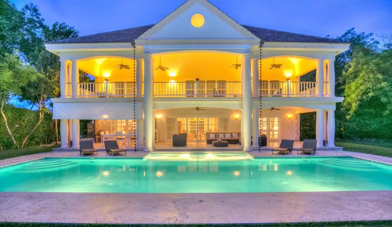 Best Luxury Vacation Rentals for a Lavish Getaway