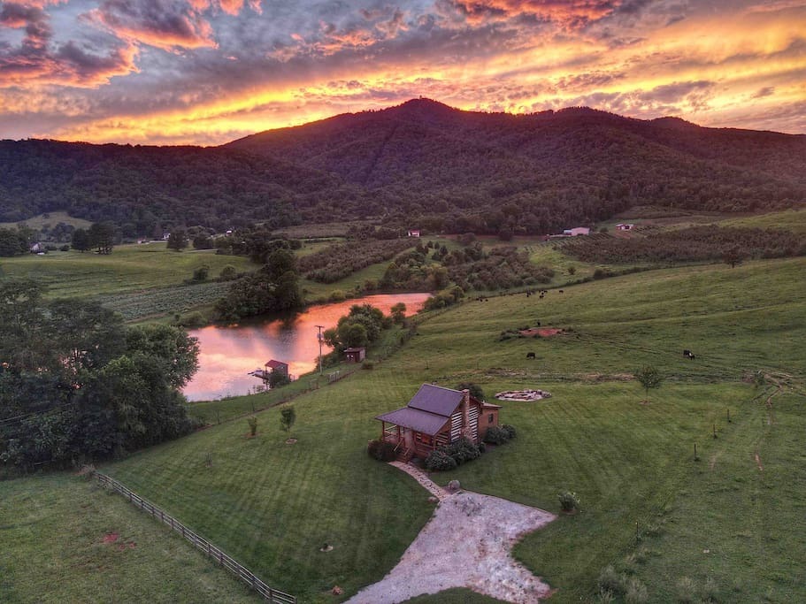 Spooky Vacation Rentals to Book for Halloween 2025