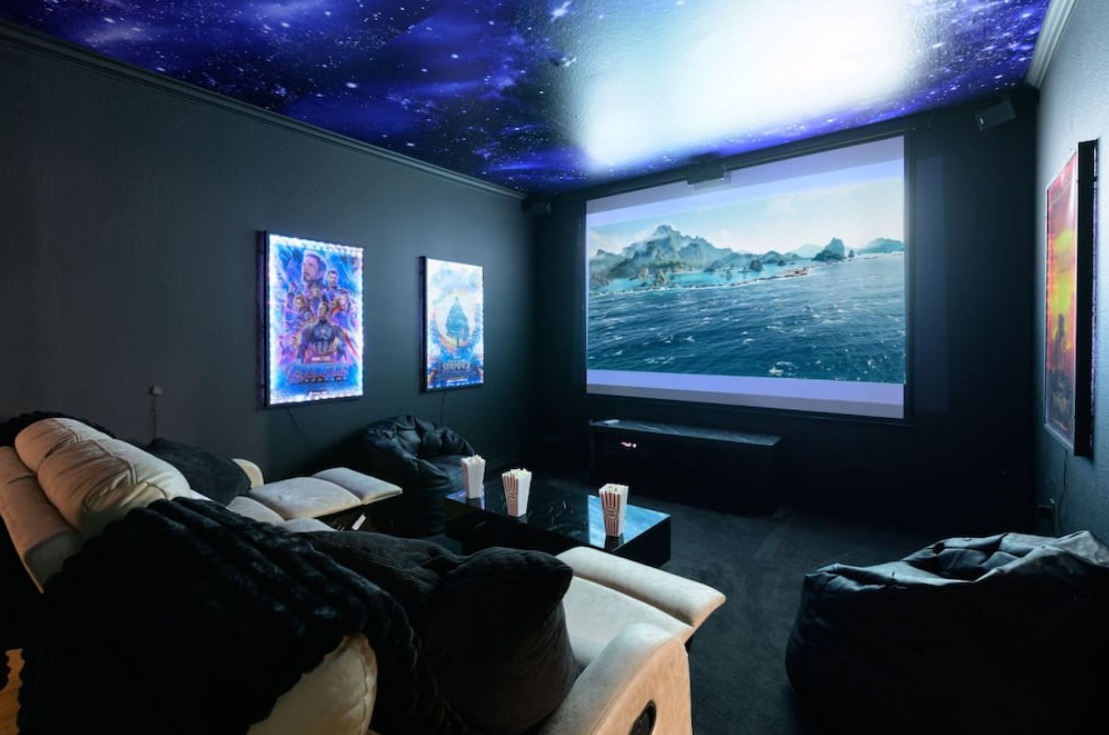 Epic House Party Rentals for an Exclusive Event