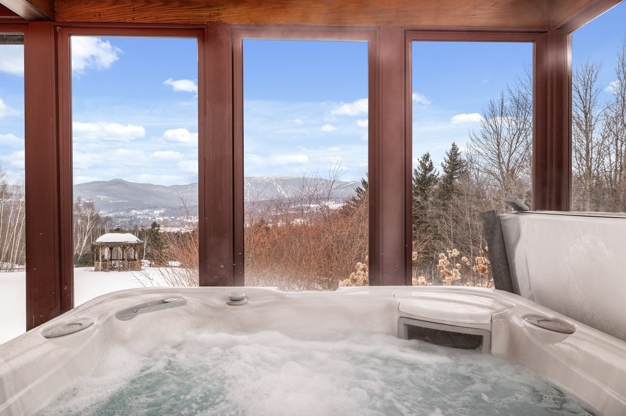 Best Vacation Rentals With On-Site Wellness Features