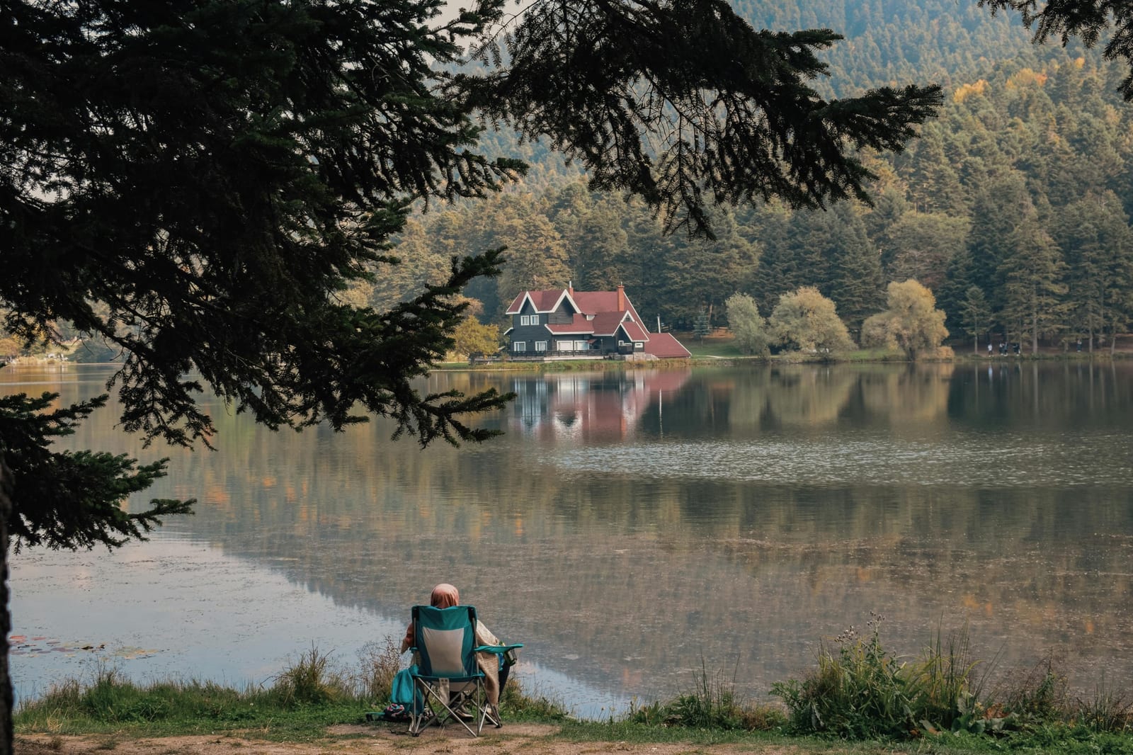 Dreamy Lakefront Rentals for Your Next Escape
