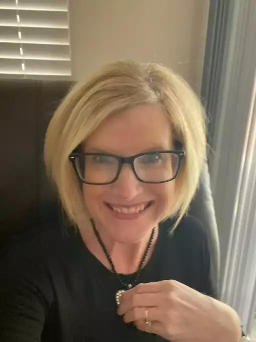 Suzy profile picture