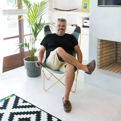 To follow Alexandros , please log in to Houfy or create an account.