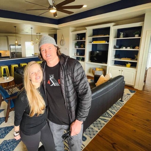 Chris & Ana profile picture