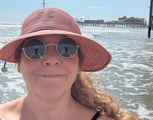 To like, comment or follow please join or log in.