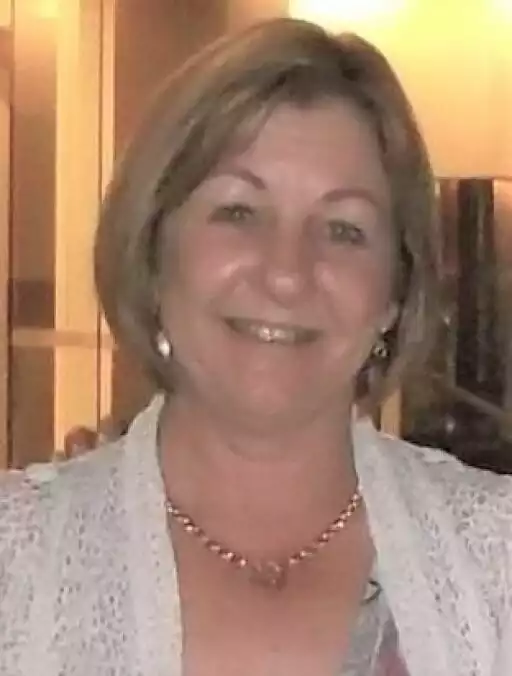 Suzanne profile picture