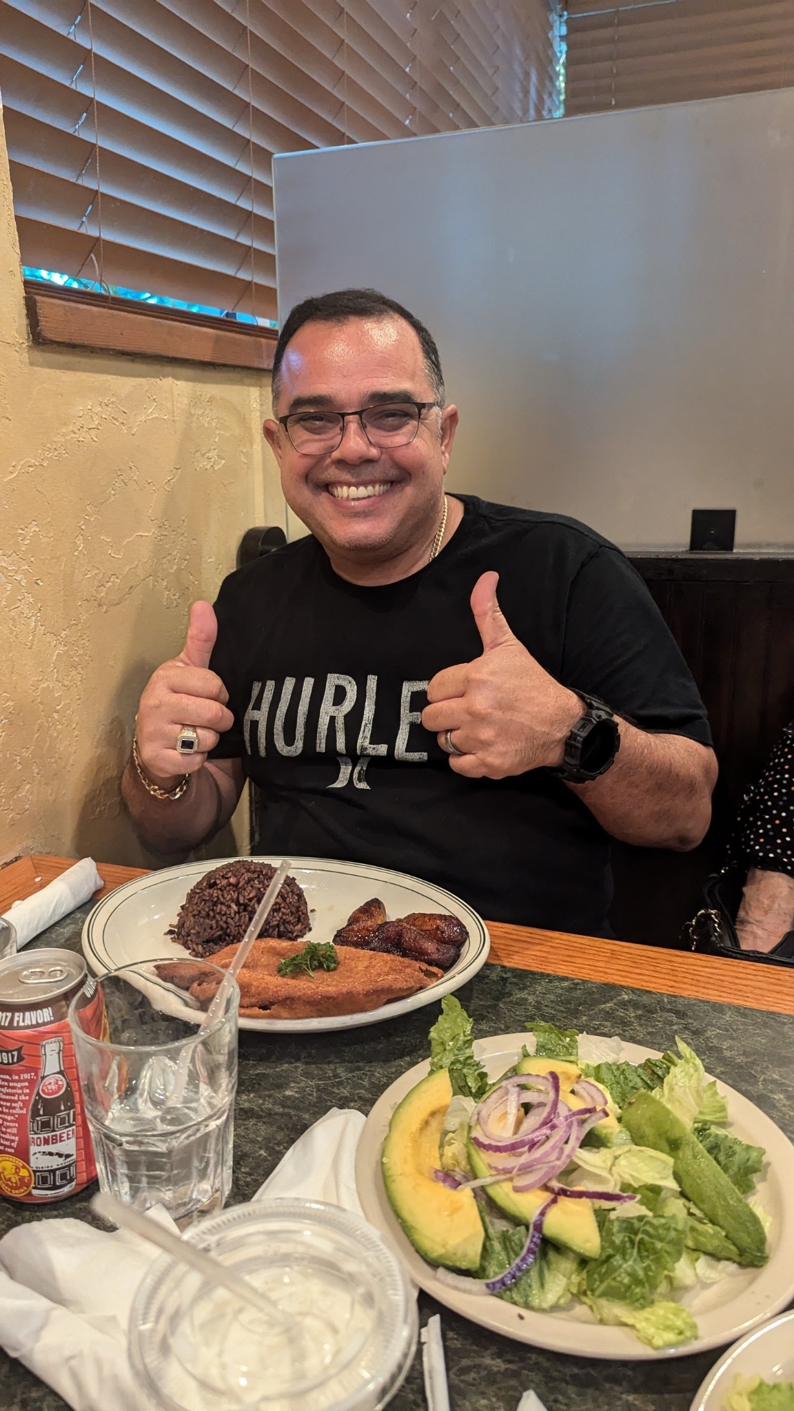 Rolando profile picture