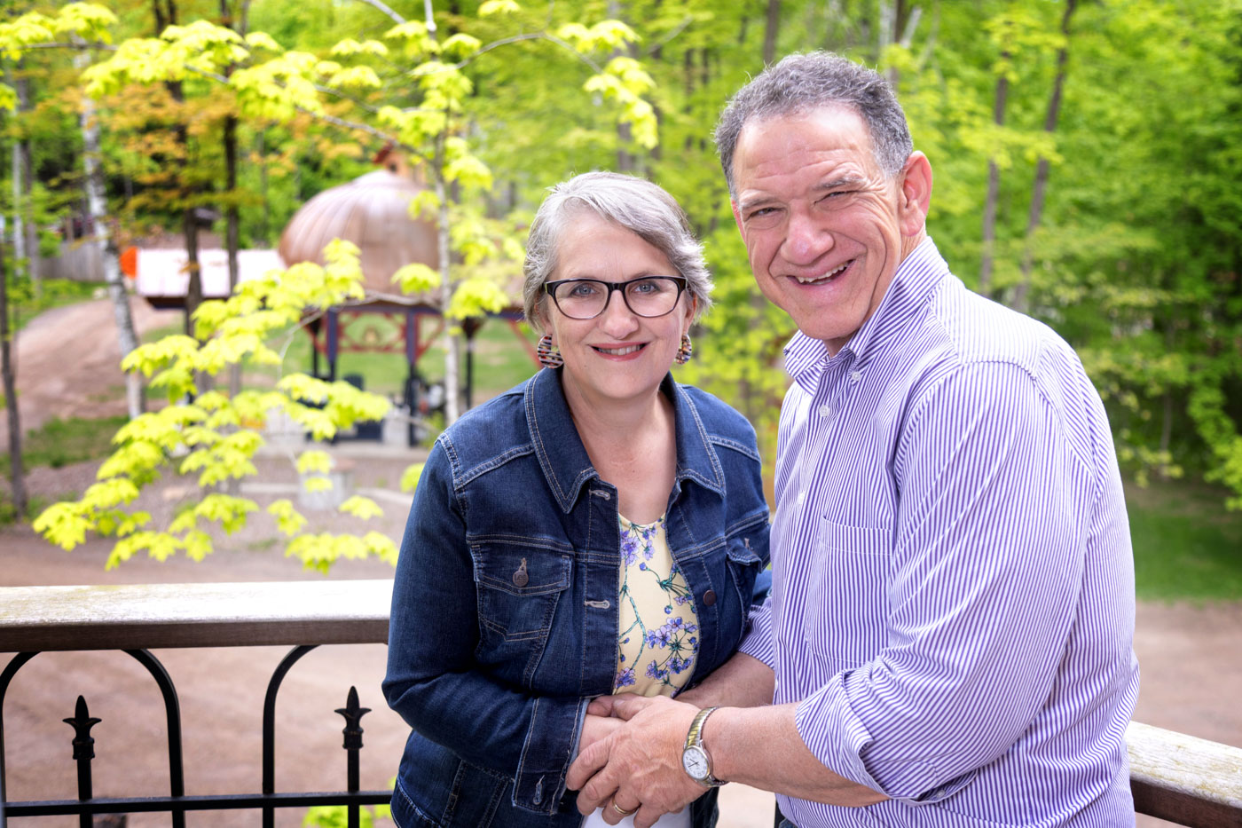 Bob & Laura profile picture