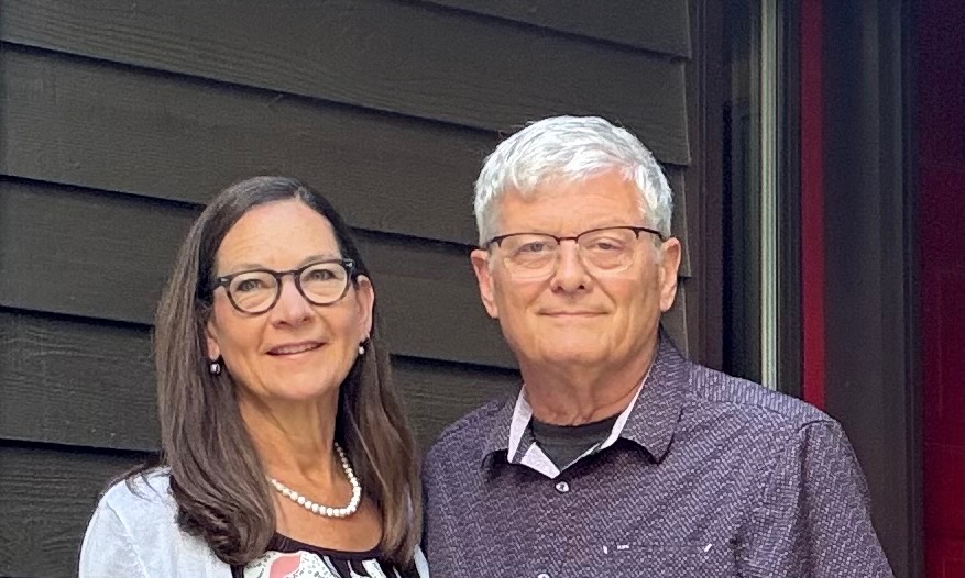 Mark & Diane profile picture