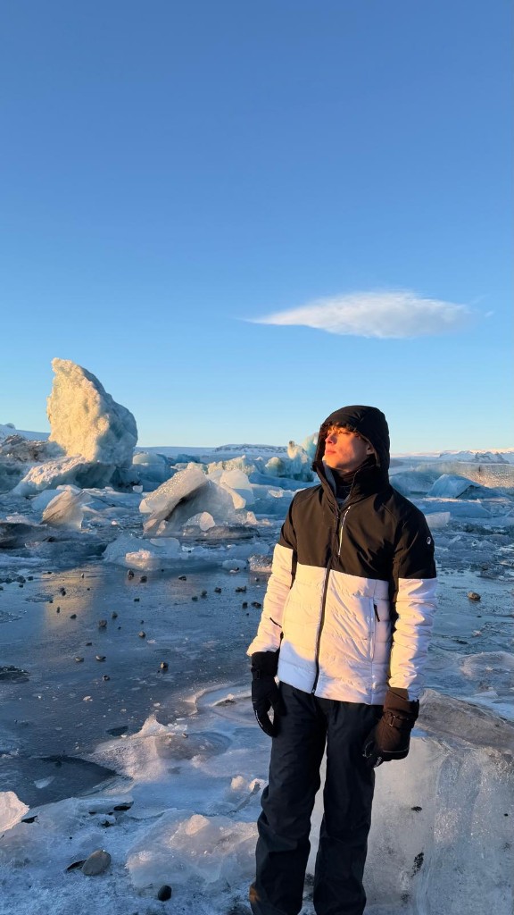 Hector profile picture