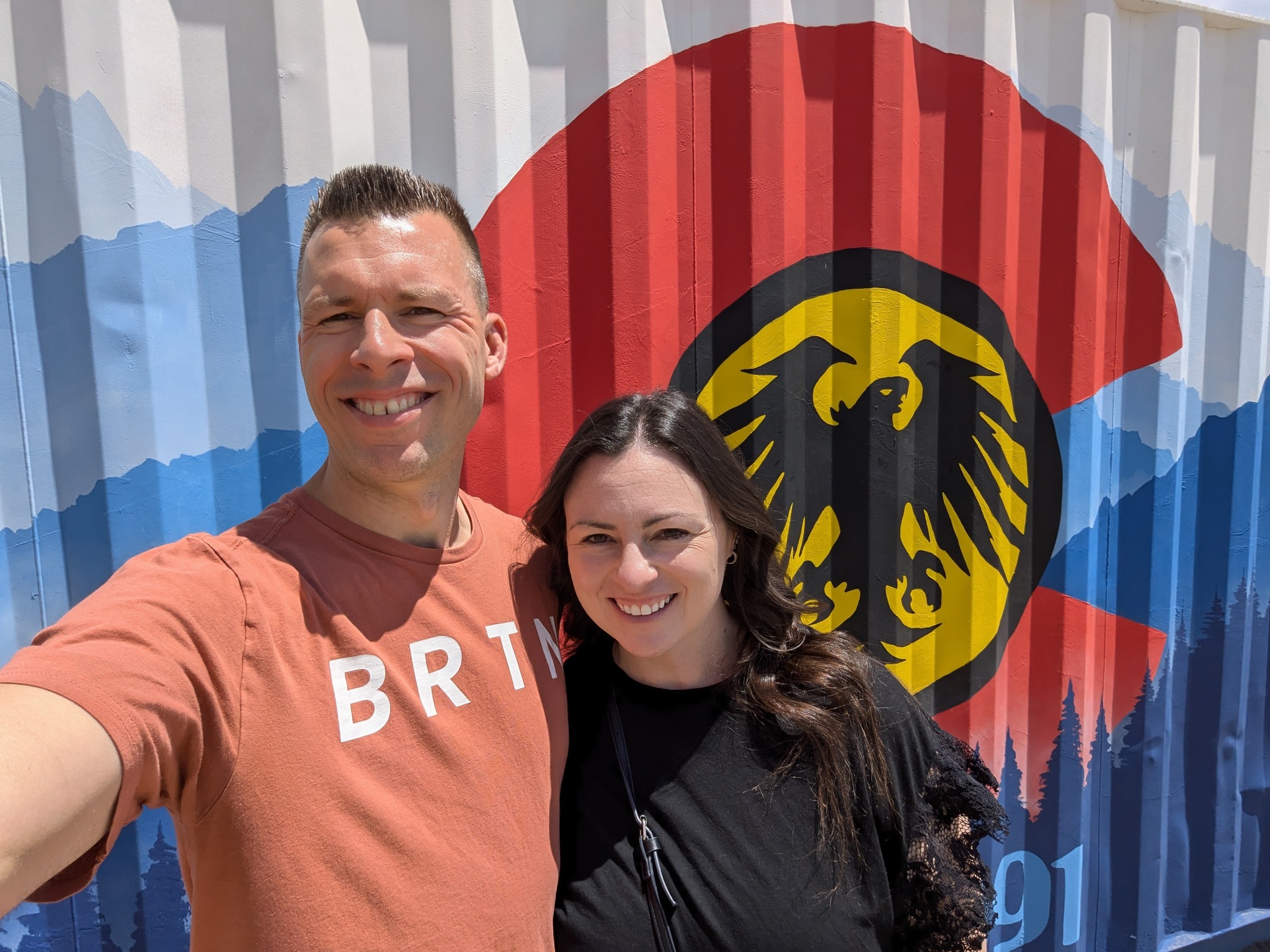 20 Golden profile picture