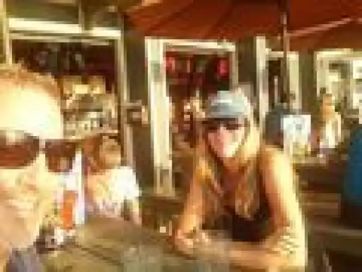 Cindi profile picture