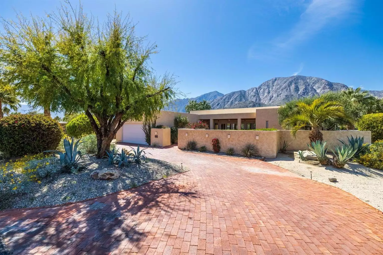 Front view of the house with Indian Head.in the background - Desert Delight w/ New Pool. R U Ready 4 Summer? - Borrego Springs