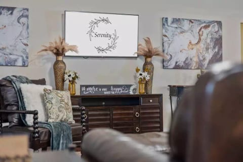 Luxury Rental-Relocations and Displaced Homeowners