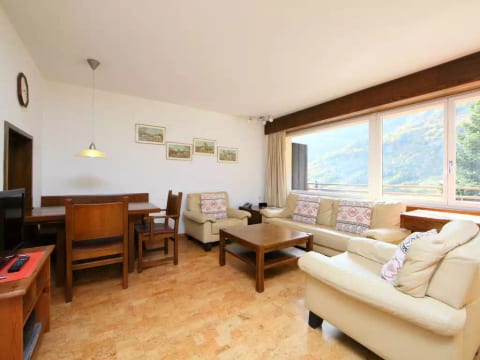 Ringstrasse Apt 212