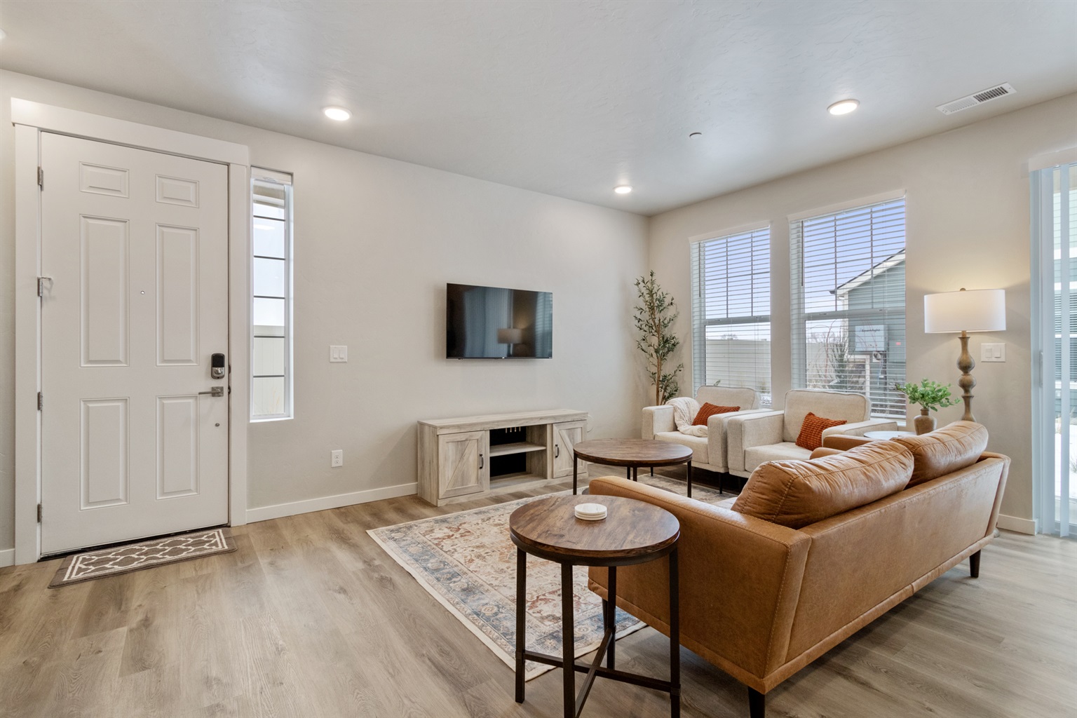 or-hounslow-way-or-elegant-2-bedroom-townhome-or-nampa-idaho-or/