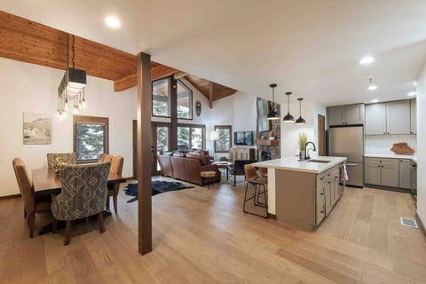 Deer Valley Townhome w/ private hot tub & sauna