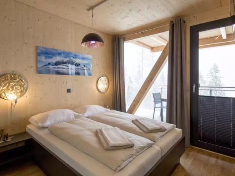 Superior # 04 Sauna&Sprudelwanne innen