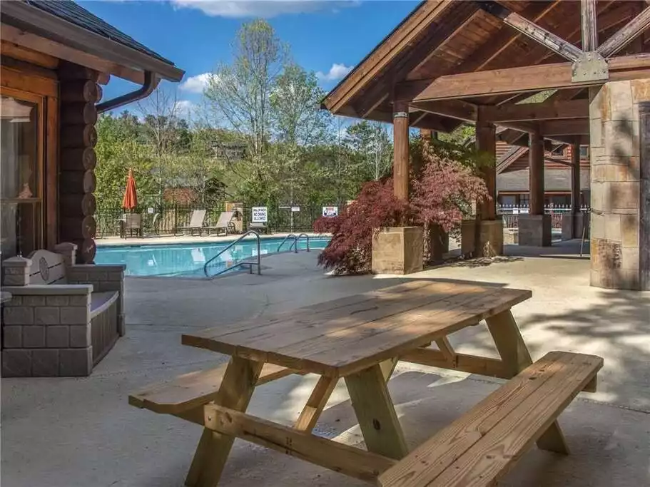 Picnic area by the pool - Whispering Timbers in the heart of Pigeon Forge TN - Pigeon Forge