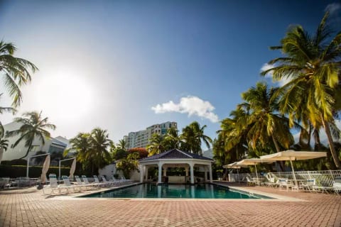 A Pefect Sunset - Cupecoy Beach Club