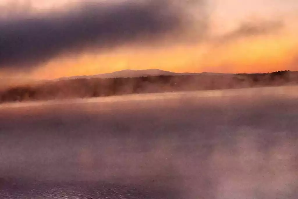 Mist Before Sunrise Mist Before Sunrise - Coeur d’Alene, Luxury Lakefront Villa, Sleeps 12! - Loudon