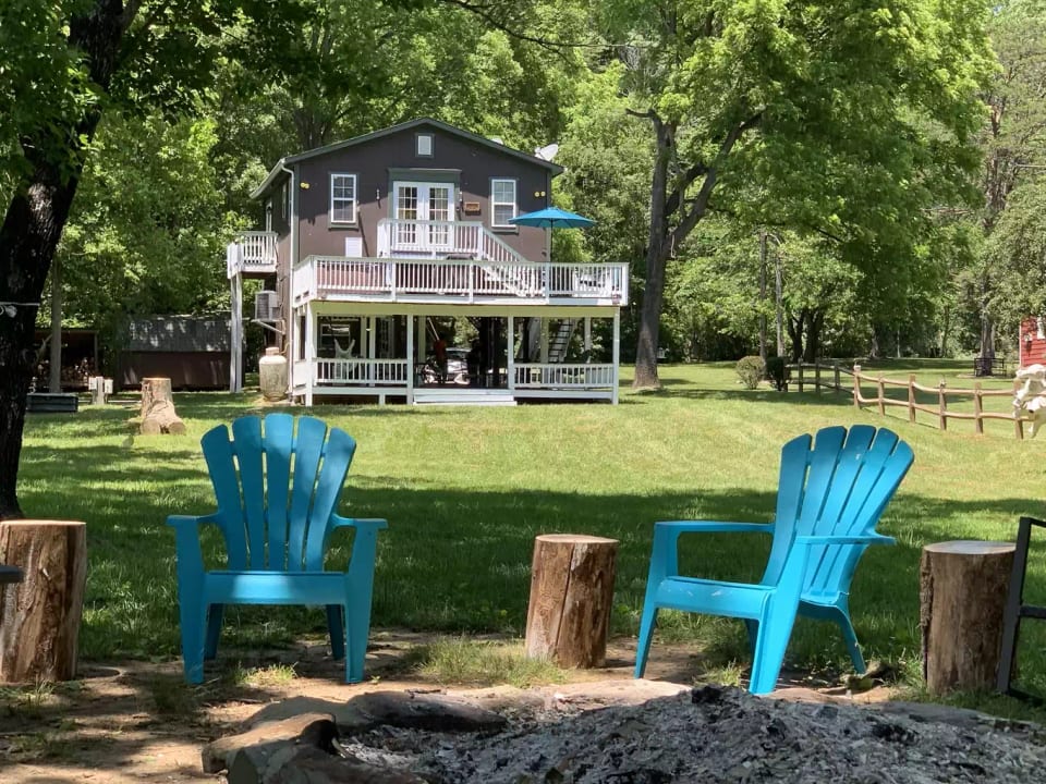 River-front cabin only a hundred feet from the water