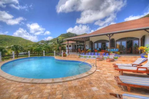 Villa Mahogany
