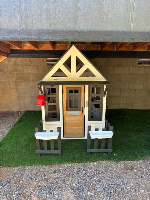 Luxury home | Large Deck + Kid Friendly