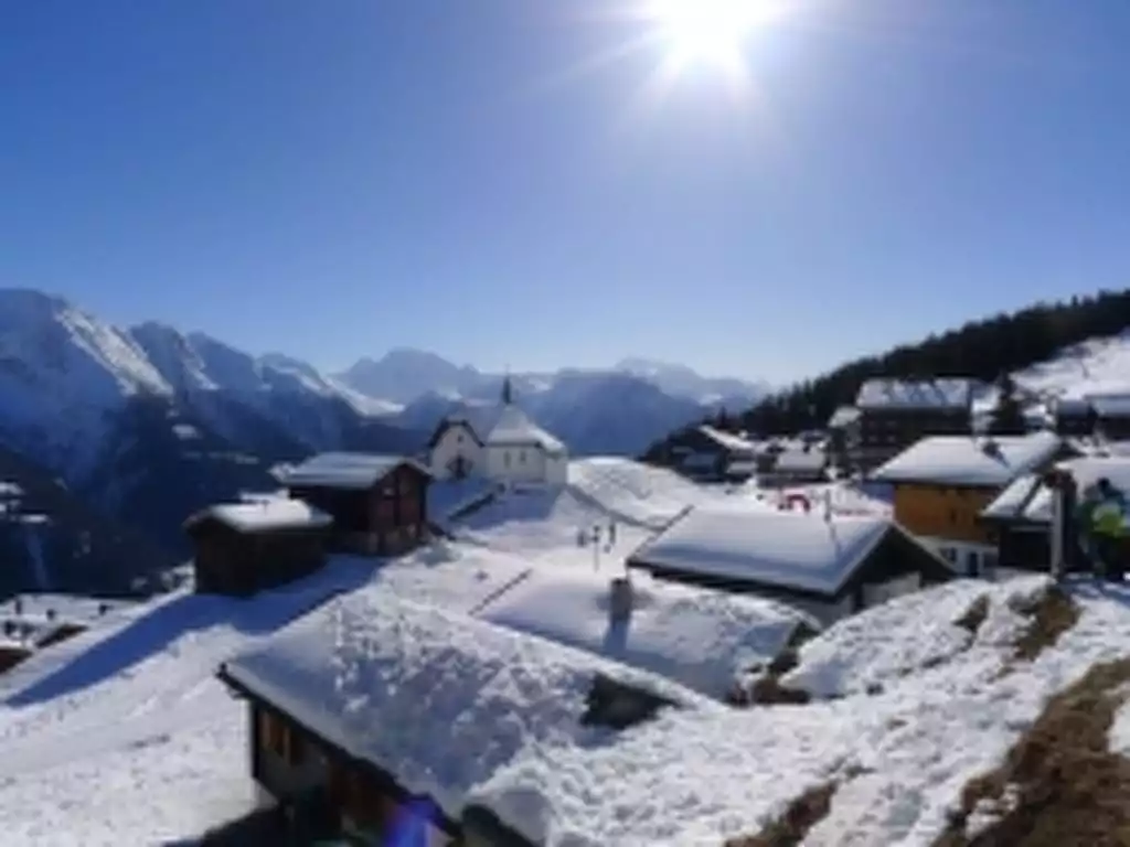 Bärgblüemli 1. OG Ost - Bettmeralp Bärgblüemli 1. OG Ost - Bettmeralp
