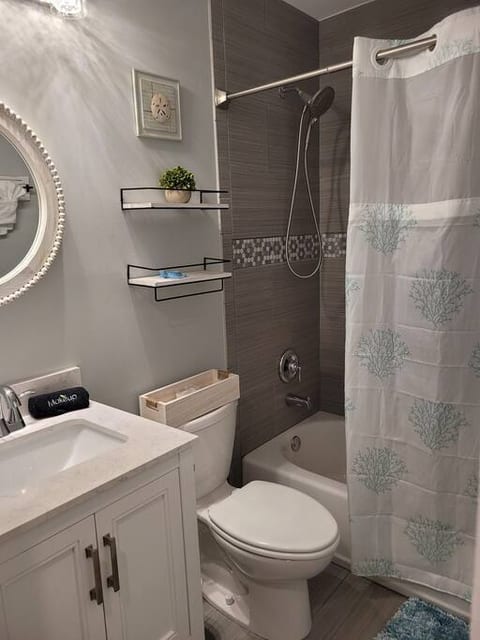Full Bath Shower