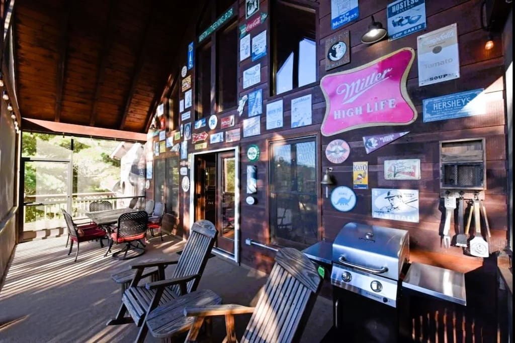 Upper deck - Blue Bear Ridge Mountain Cabin - Mineral Bluff