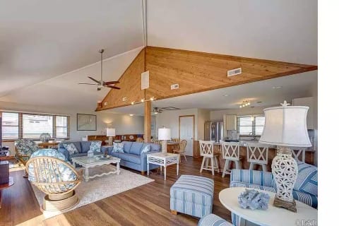 Semi Oceanfront, Hot Tub, Ocean Views, Lets Go!