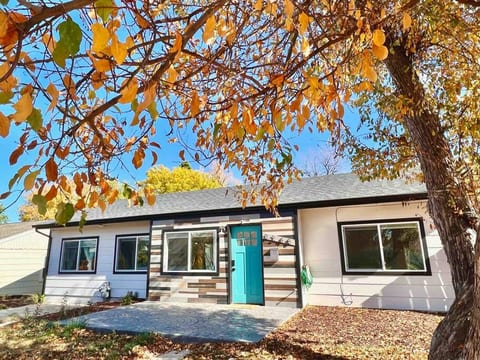 Modern & Bright Open Concept Ranch Home by DU!