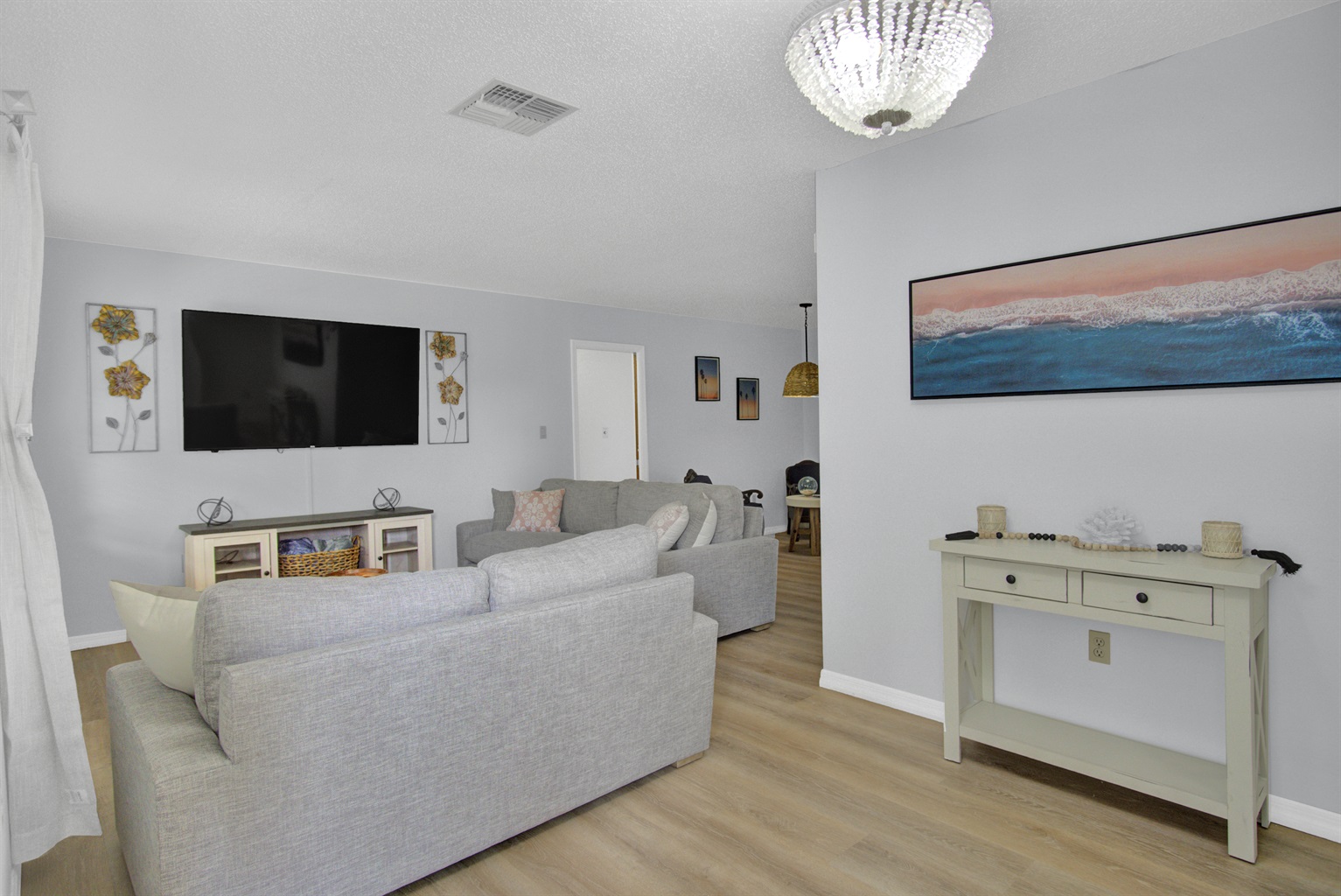 kings-bay-inlet-front-house-with-5-bedrooms-and-3-bathrooms/