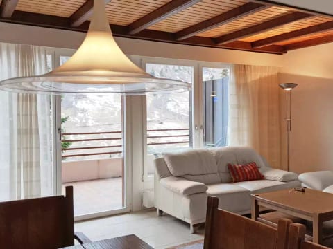 Ringstrasse Apt 422