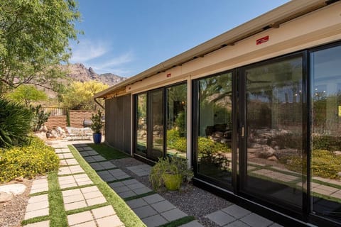 beautifully layered private back yard with amazing views of mountains and sunset