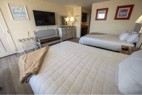 Sands Ocean Club 209 - Studio