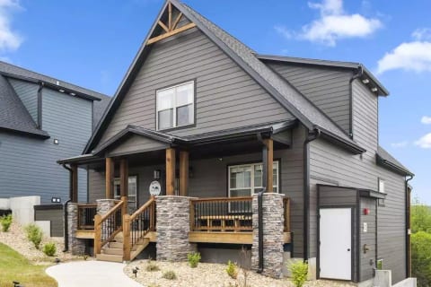 NEW Table Rock Lodge # CLOUD9