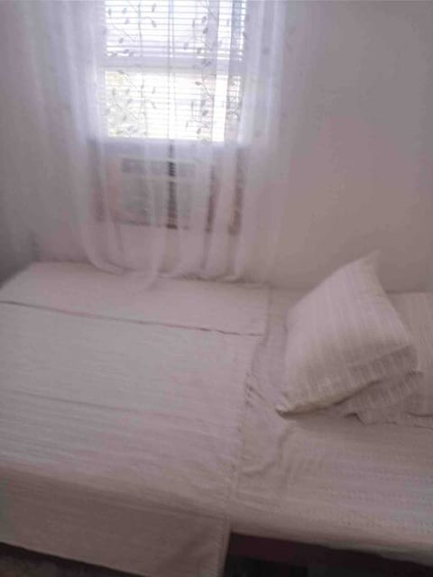 Clean, small, cozy bedroom - Room #3