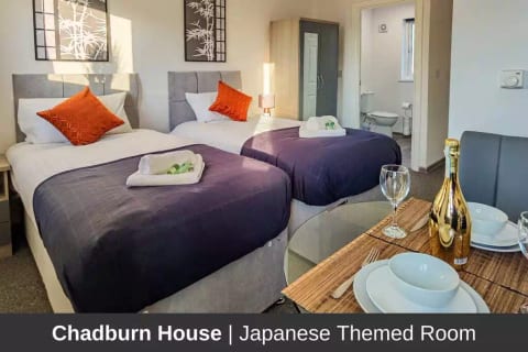  En-suite 4 bedrooms for 8  Netflix  Parking 