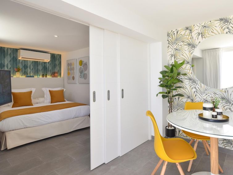 studio-nueva-suecia-cr715/