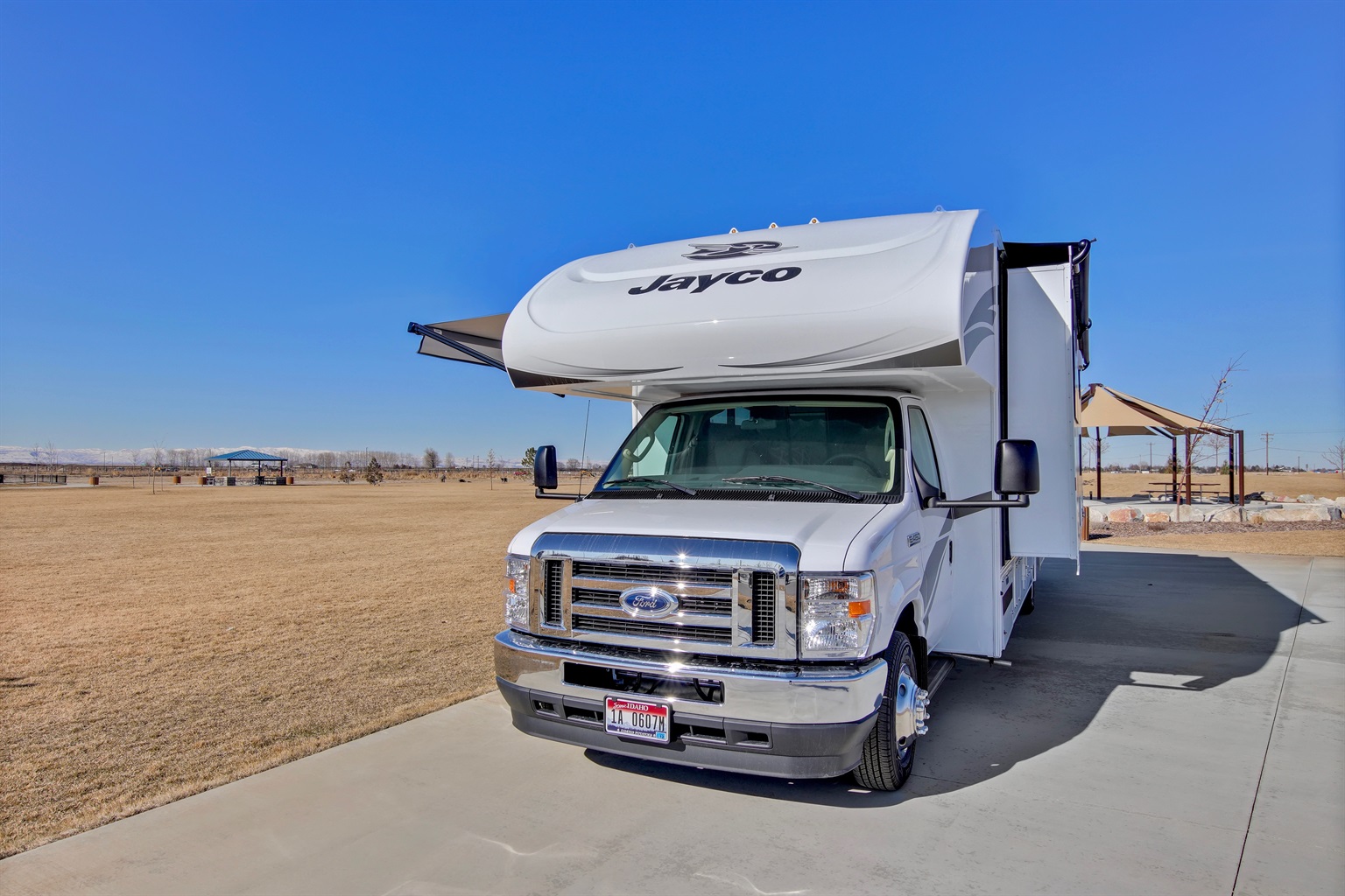 2022-luxury-jayco-redhawk-with-solar-and-bunk-beds-cy/