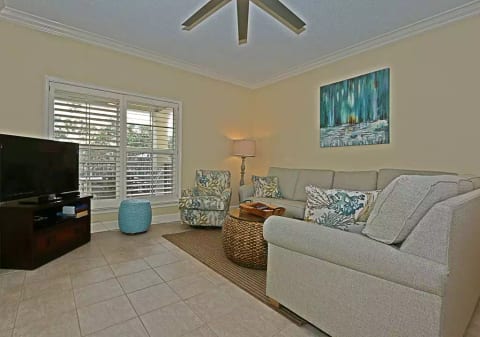 301 North Shore Place