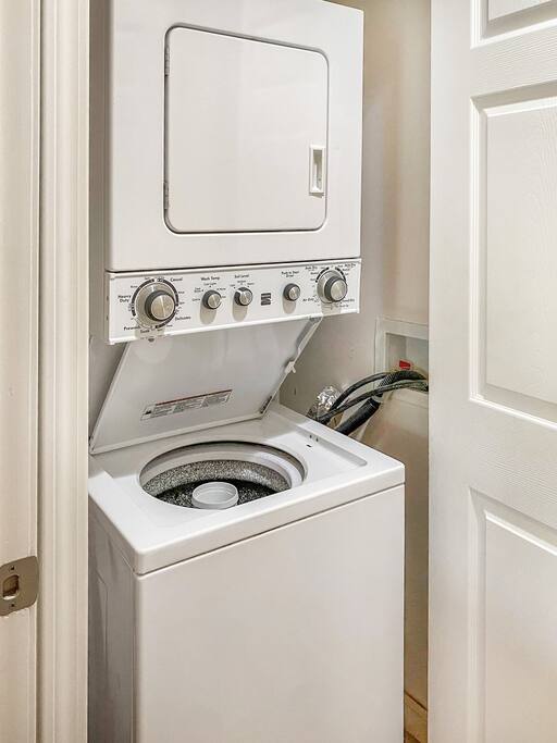 An unit washer and dryer -- very handy for those wet bathing suits! - 5-Star Location! 2 Bed+2 Bath Steps to Beach, Pool - Wailea-Makena
