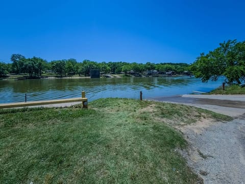 Explore the nearby river with ease from the public boat ramp just one mile away from our property. Launch your boat or kayak and enjoy a day on the water surrounded by stunning scenery.